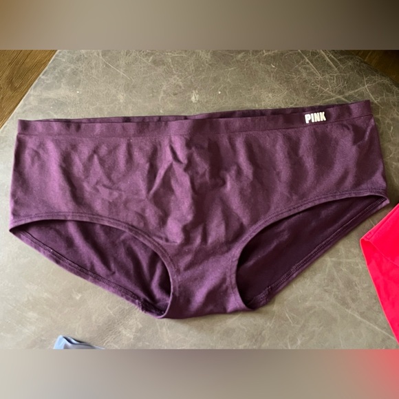 🎈Lot of Victoria Secrets Panties, SZ MEDIUM
5 Brand New, Never worn, 2010s - Picture 3 of 16